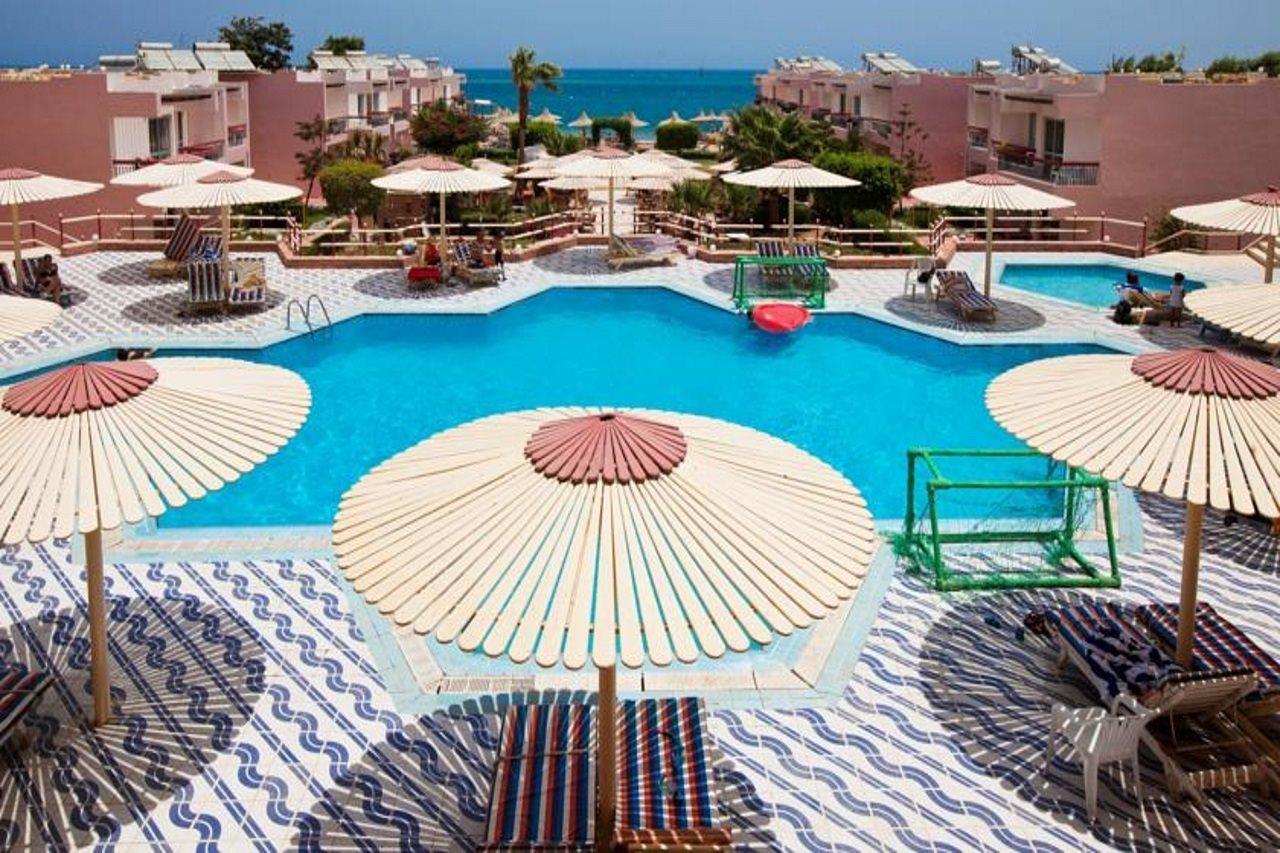 Beirut Hotel Хургада Екстериор снимка
