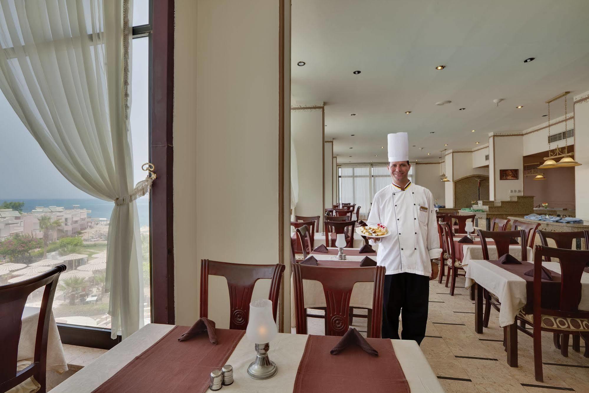 Beirut Hotel Хургада Екстериор снимка